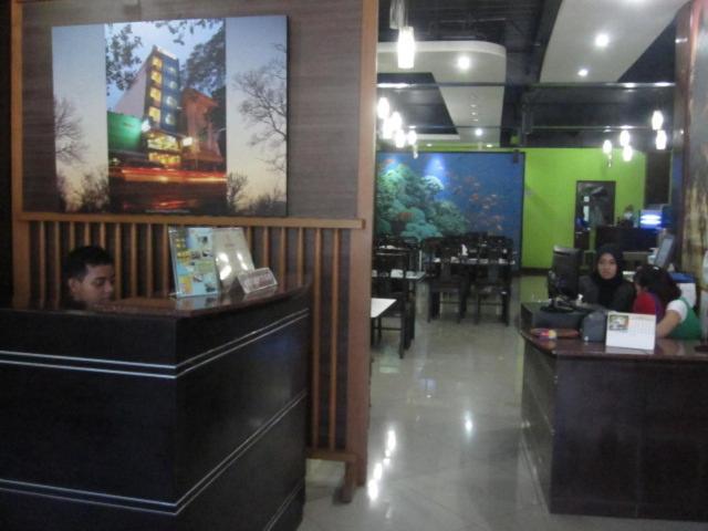 Syariah Hotel Jakarta Luaran gambar